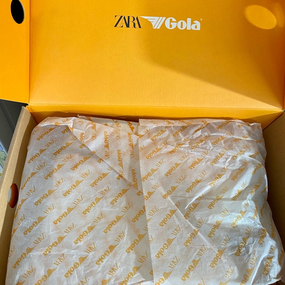 Zara x Gola Collaboration High Top Sneakers - Towel Interior, Leather Size US 6 - Picture 11 of 14